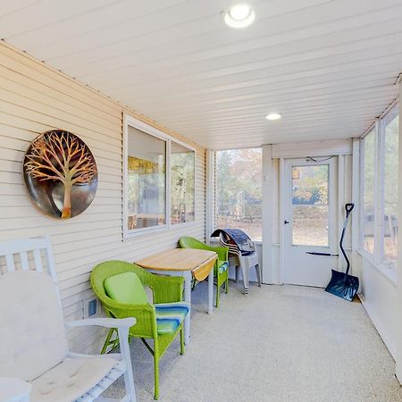 Uncle Warren'S Retreat Villa Glen Arbor Exterior photo